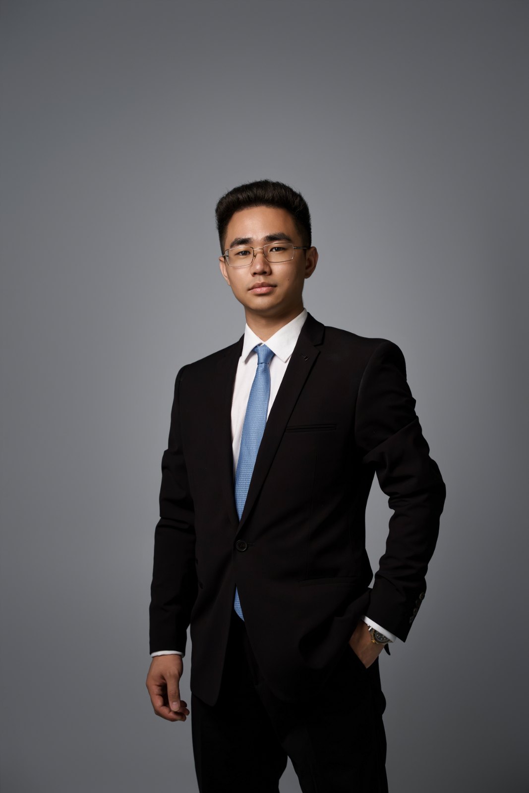 Le​on Liu